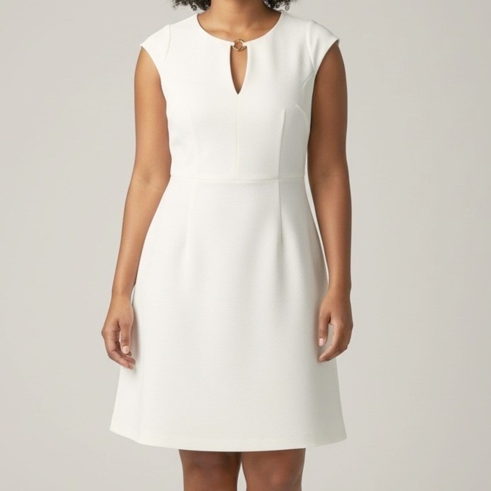 Halston Heritage Cap Sleeve Ivory Fit & Flare Gold Toggle Neckline Dress Sz 12